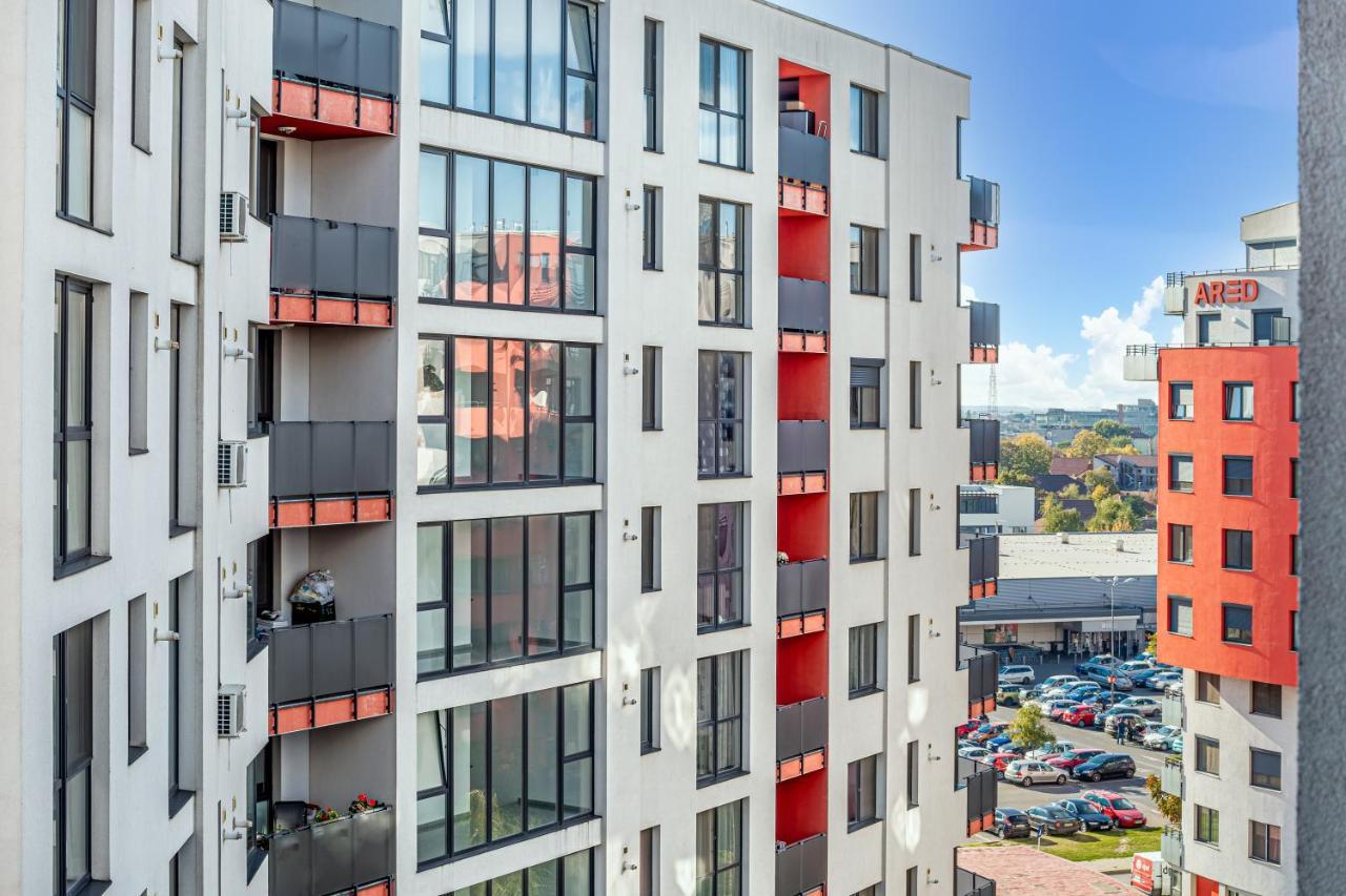 Ari - Ared Luxurious Apartments With Balcony & Free Parking 阿拉德 外观 照片