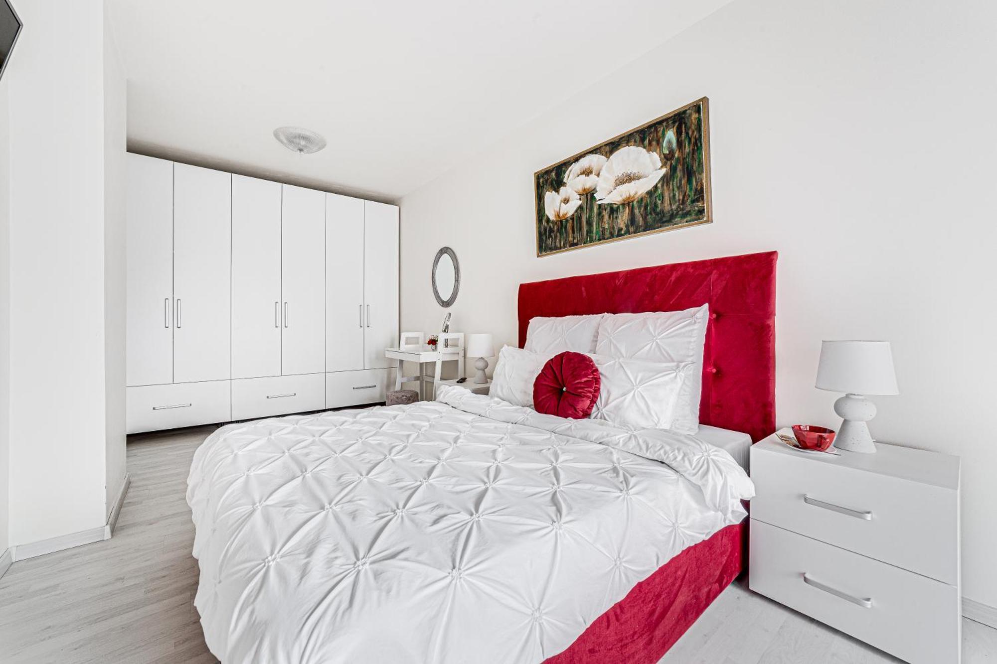 Ari - Ared Luxurious Apartments With Balcony & Free Parking 阿拉德 外观 照片